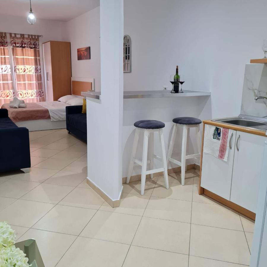 Studio By The Beach - Wlora Zewnętrze zdjęcie
