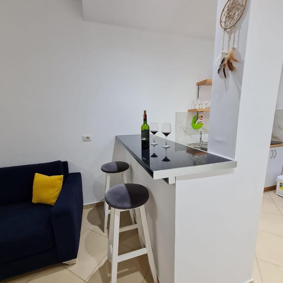 Studio By The Beach - Wlora Zewnętrze zdjęcie