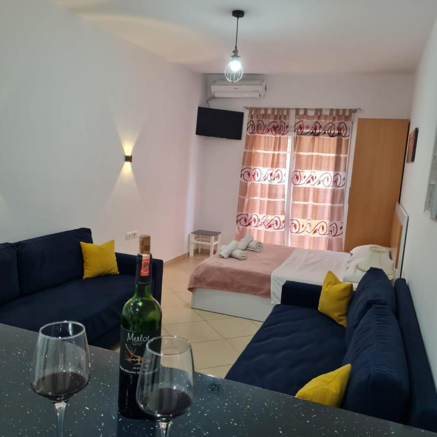 Studio By The Beach - Wlora Zewnętrze zdjęcie